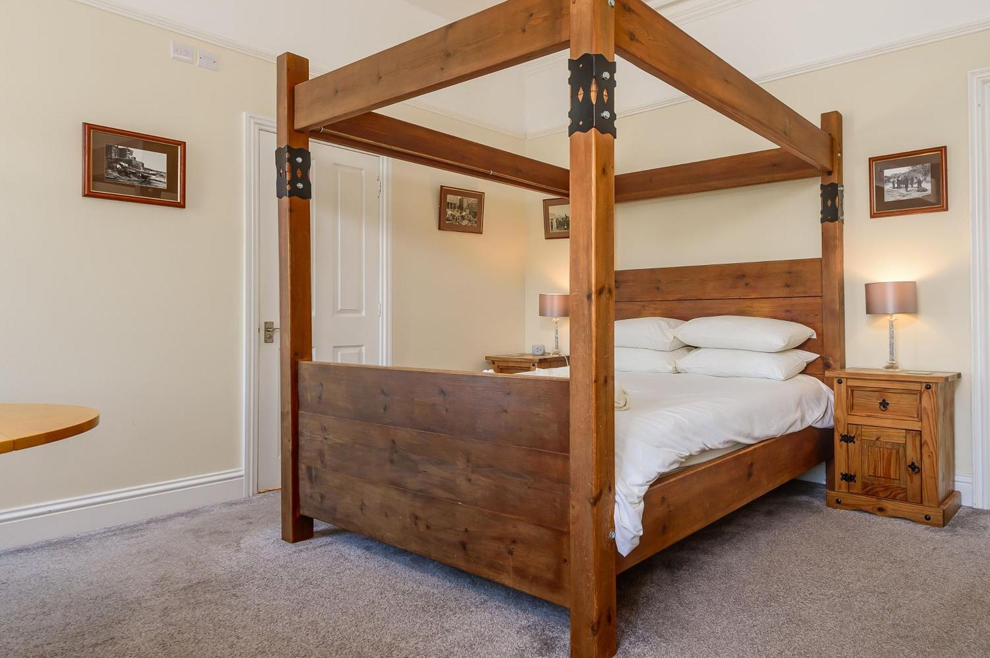 Hillcrest Whitby Bed & Breakfast Dış mekan fotoğraf