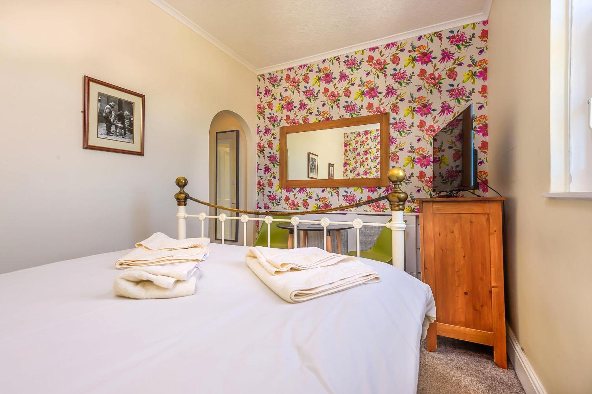 Hillcrest Whitby Bed & Breakfast Dış mekan fotoğraf
